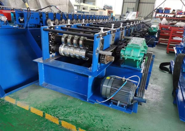 Engineering steel pedals Roll Forming Machine